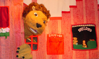 Leeuwweb.jpg Leeuwweb.jpg