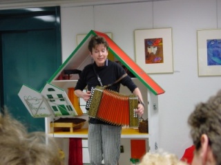 poppentheaterpeterselie6poespoes.jpg
