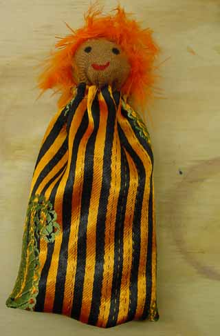 vingerpopkoker4_poppentheater-peterselie.JPG vingerpopkoker4_poppentheater-peterselie.JPG